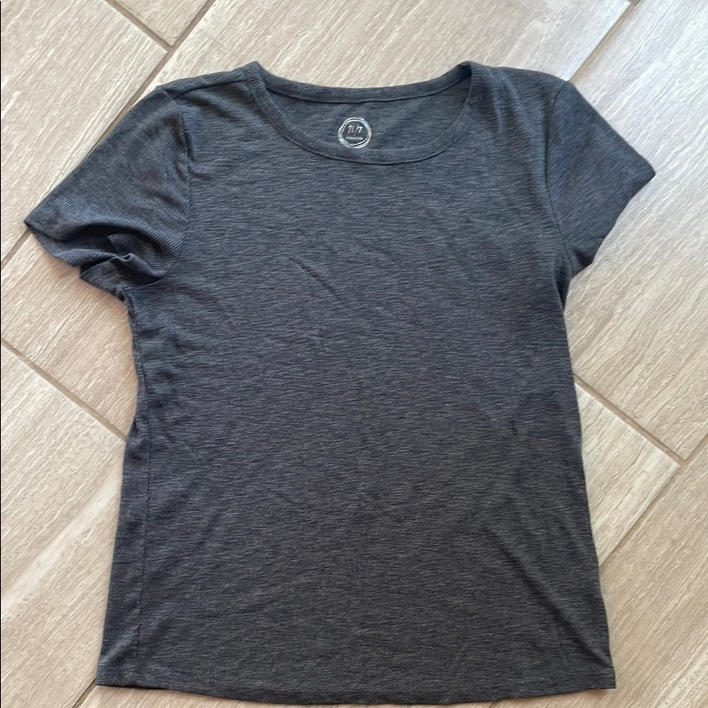Maurices Gray Fitted Short Sleeve Tee